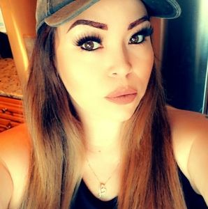 Meet your Posher, Amanda